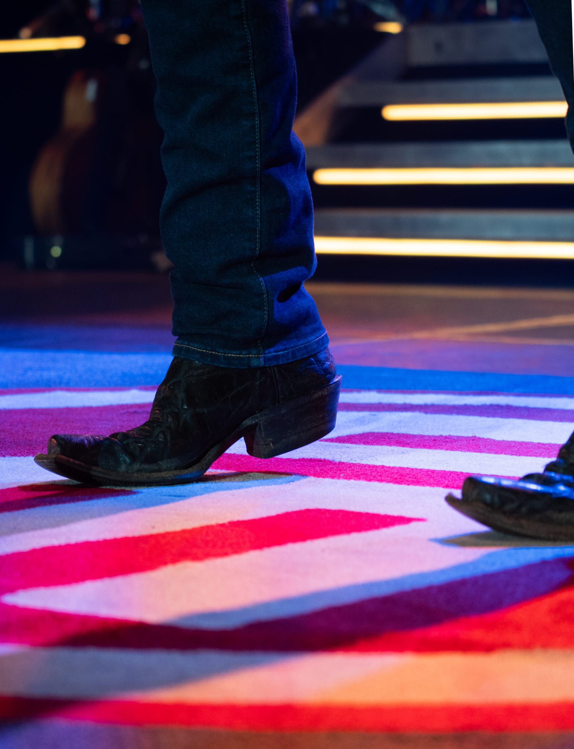 Scotty McCreery's Cab in a Solo Tour: A Night of Unforgettable Country Music