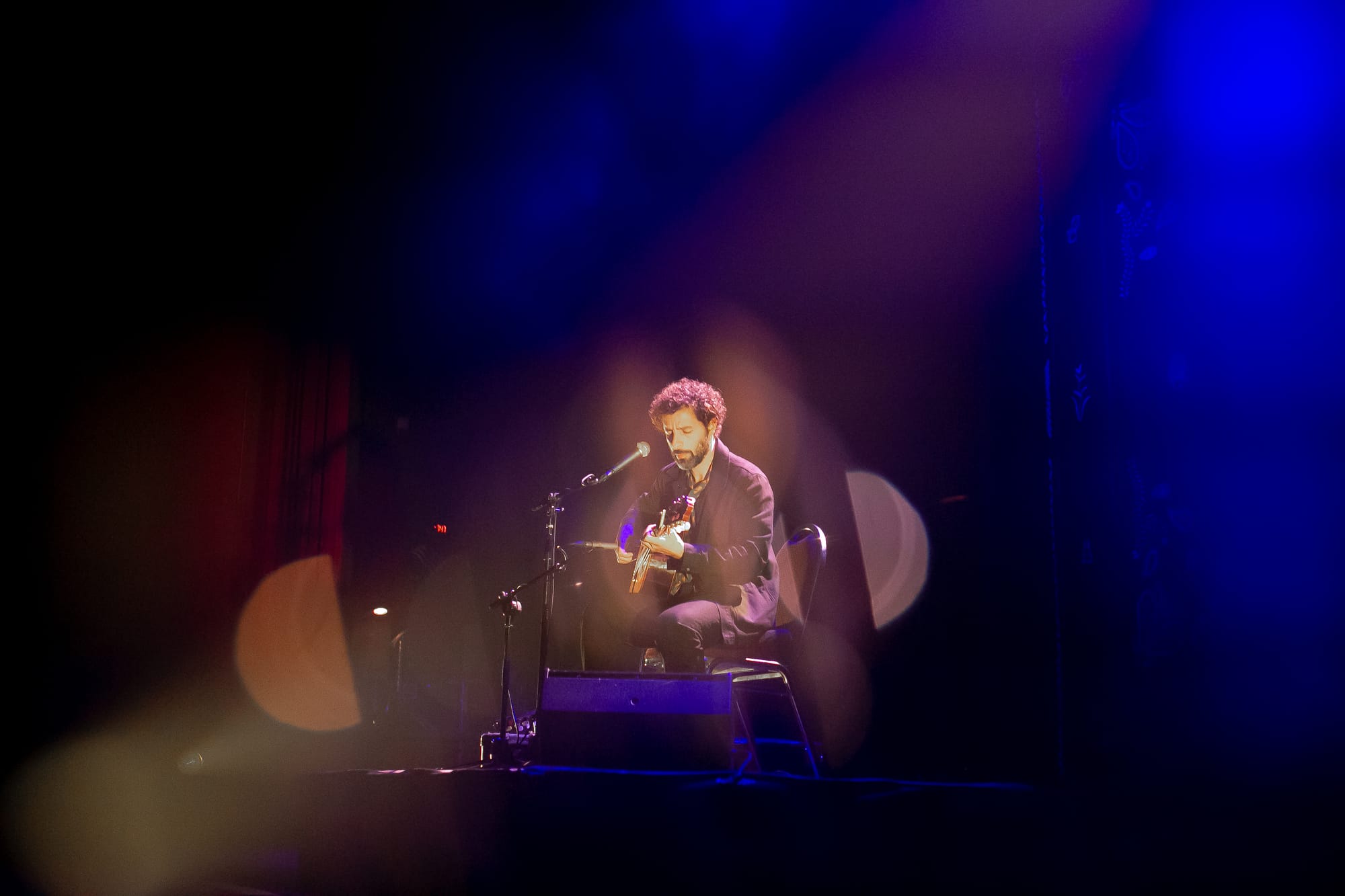 José González Captivates Tucson With an Intimate Solo Performance