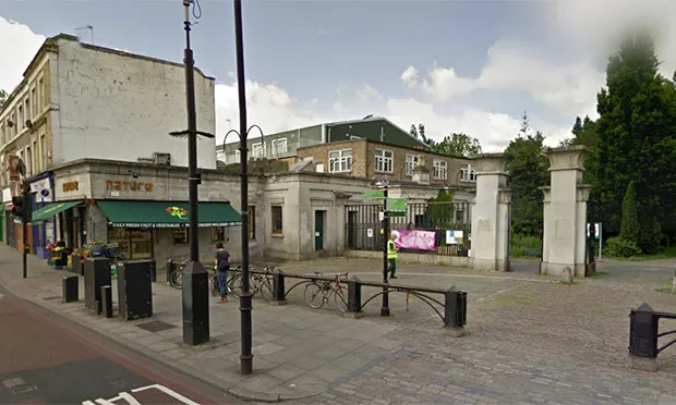 Abney Park gates nature fruit and veg 219 Stoke Newington high street