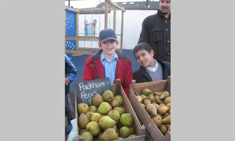 Alfred and Jamil on Pear Necessities stall