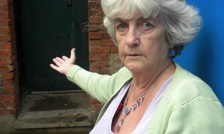 ALMO bungle leaves pensioner without home