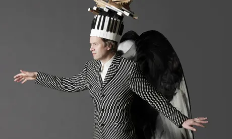 Django Bates – review