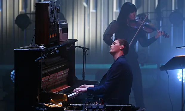 Erland Cooper: Live at the Barbican, music review: ‘A rare and wild talent’