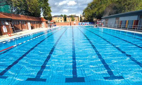 Concerns raised over London Fields Lido safety