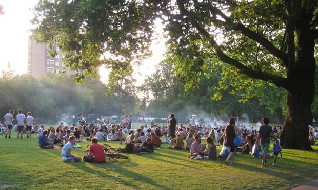 London Fields BBQ_area