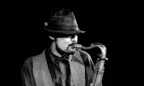 Pete Wareham on saxophone