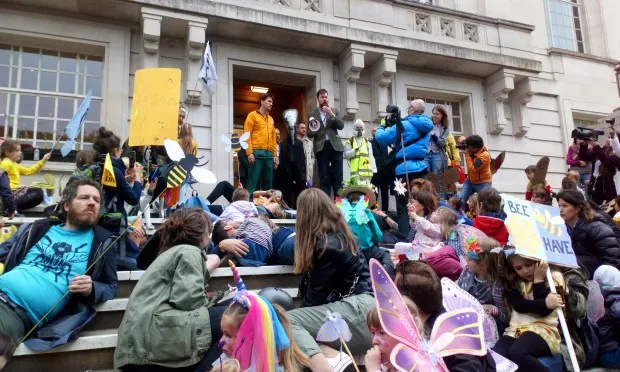 Extinction Rebellion celebrates as Hackney’s estates go glyphosate-free for 2021