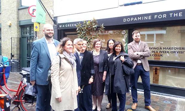 Mayor of London unveils £6m in clean air funding during visit to Hackney