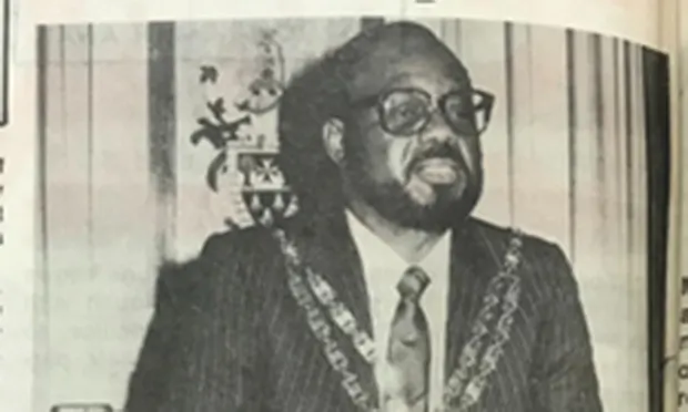 Council pays tribute to former mayor Sam Springer after his death aged 89