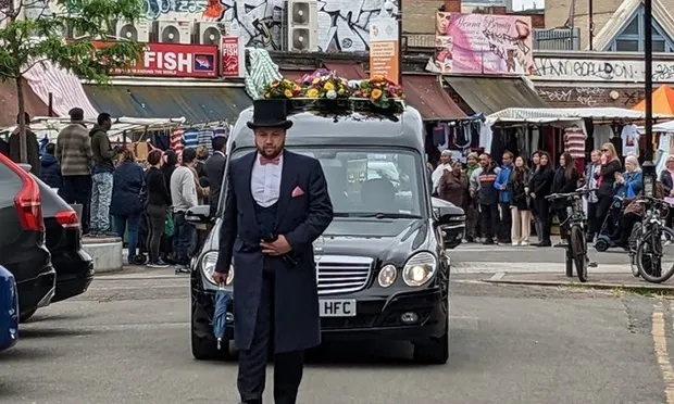 ‘Never seen anything like it’: Ridley Road Market brought to a standstill for popular trader’s funeral procession