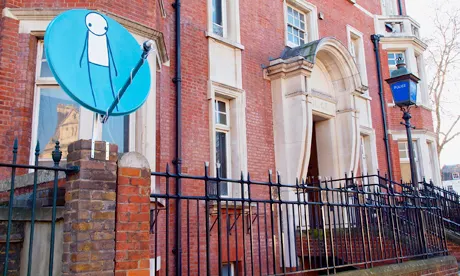 stik satellite dish graffiti