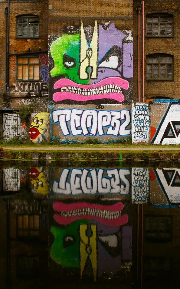 Get the Picture: Cris Brodahl at The Approach gallery