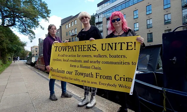 Boaters vow to ‘reclaim towpath’ from criminals – starting with a human chain in Hackney