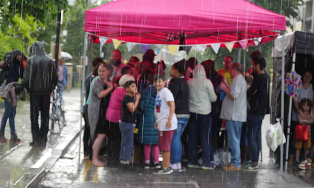 Big_Lunch_Shrubland_Road_street_party_620