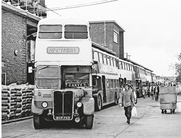 Lesney bus