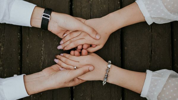 دليل الزوجين المسلمين لتحقيق النجاح المالي