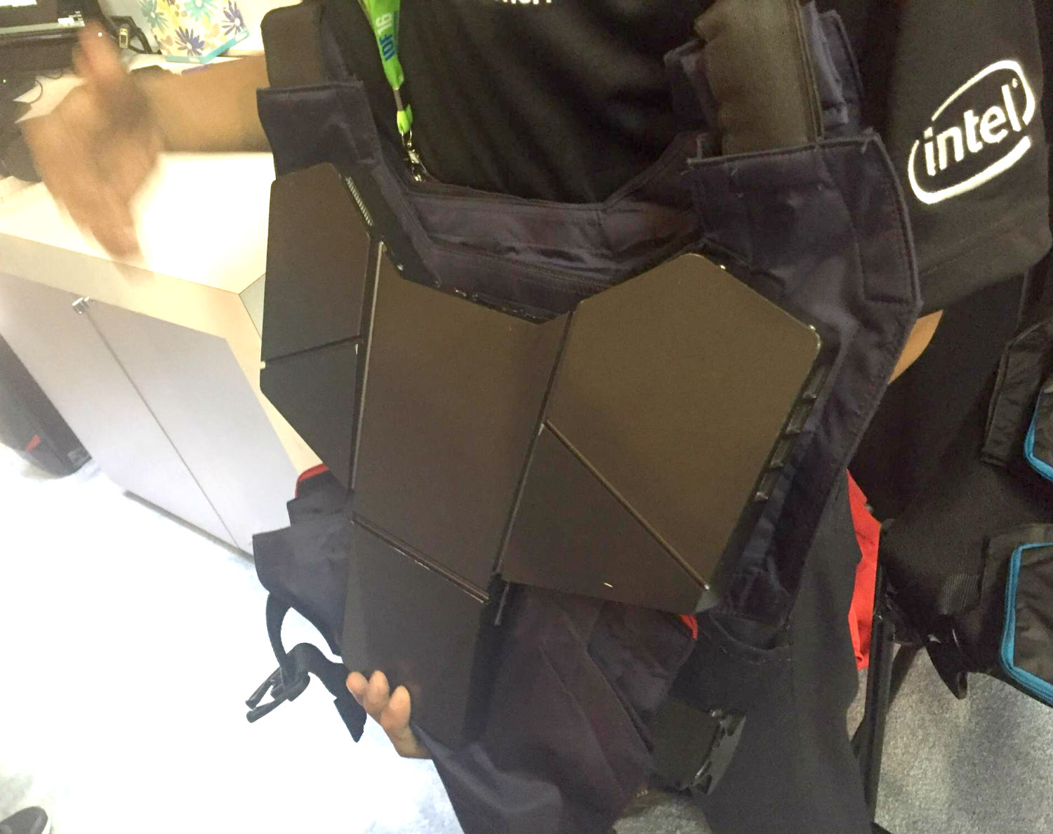 intel-vest