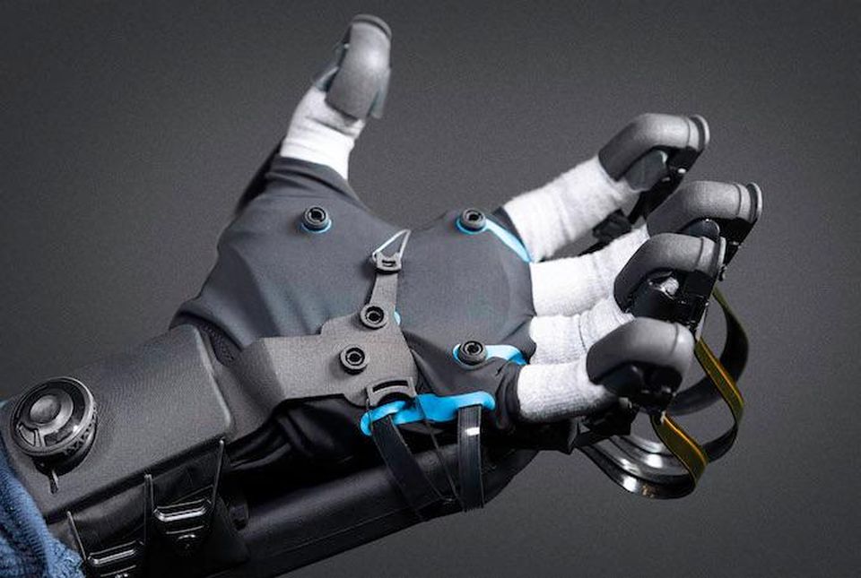 haptx vr gloves image