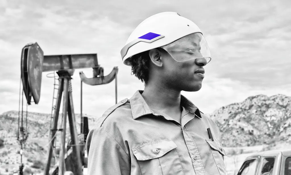 Daqri Has Acquired an EEG Headband Company to Integrate Their Tech into an Industrial Augmented Reality Helmet