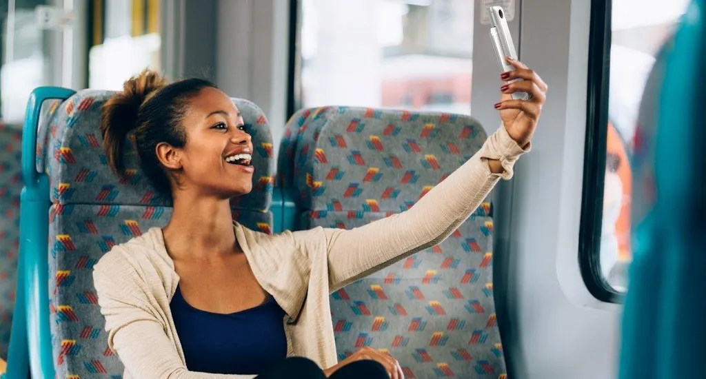 Insta360 Nano is a $199 VR Camera You Plug Into Your iPhone 6