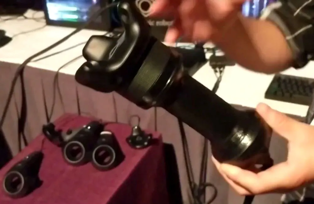 SIGGRAPH 2017: This Controller Changes Shape To Match Virtual Objects