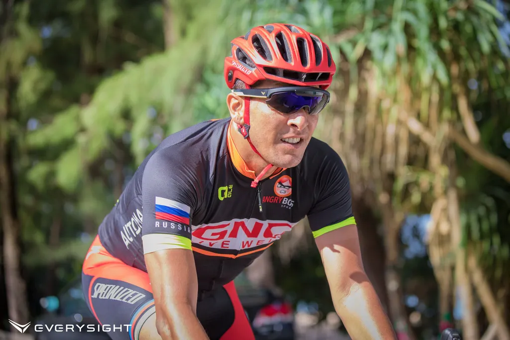 AR Biking Glasses Raptor AR Start At $499, Shipping Next Year