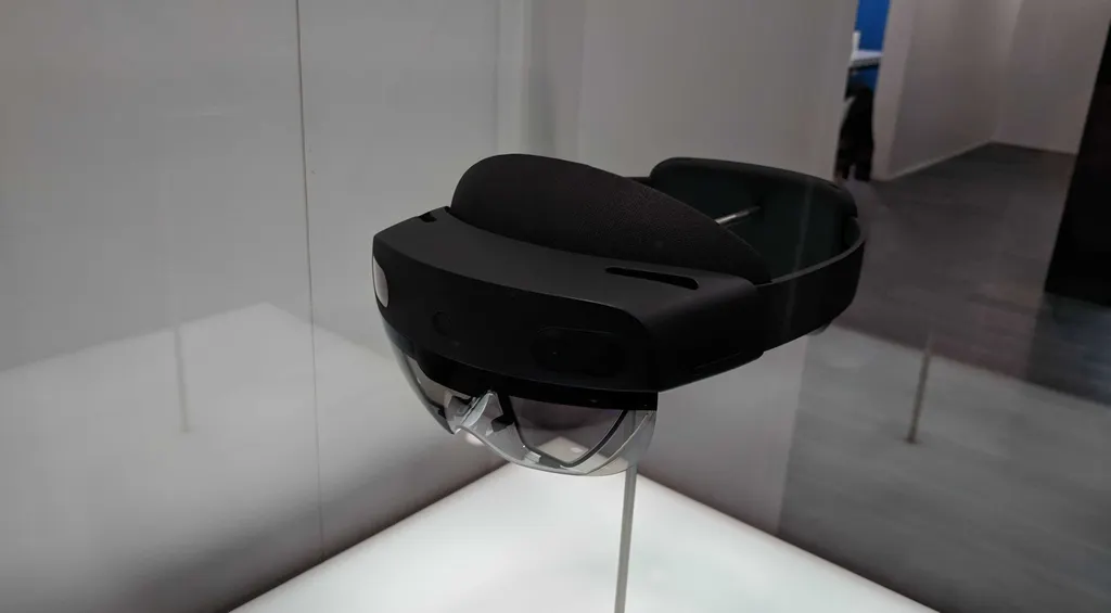 Microsoft Hosting Mixed Reality Dev Days For HoloLens 2 Developers