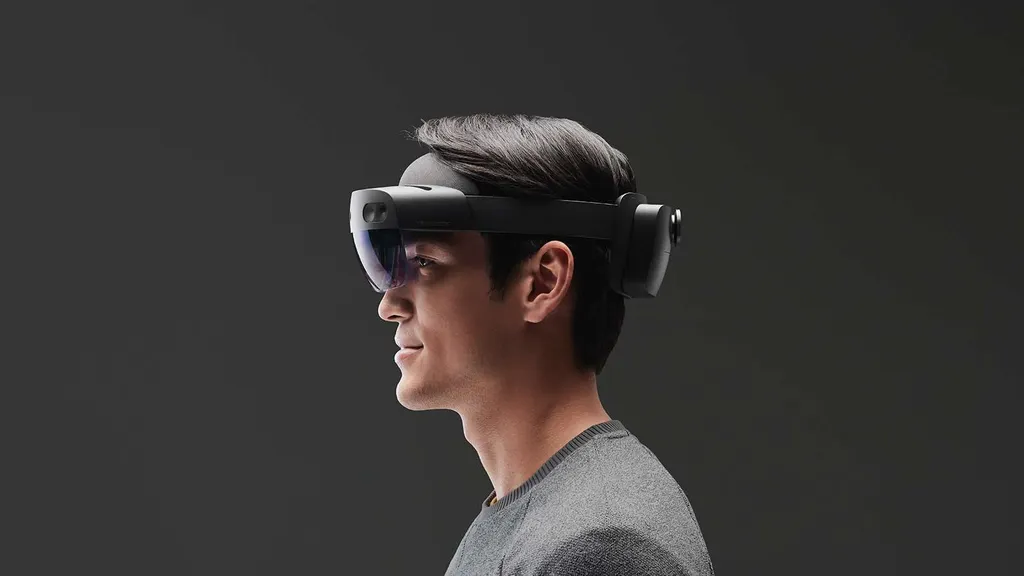 Microsoft Reveals HoloLens 2 AR Headset