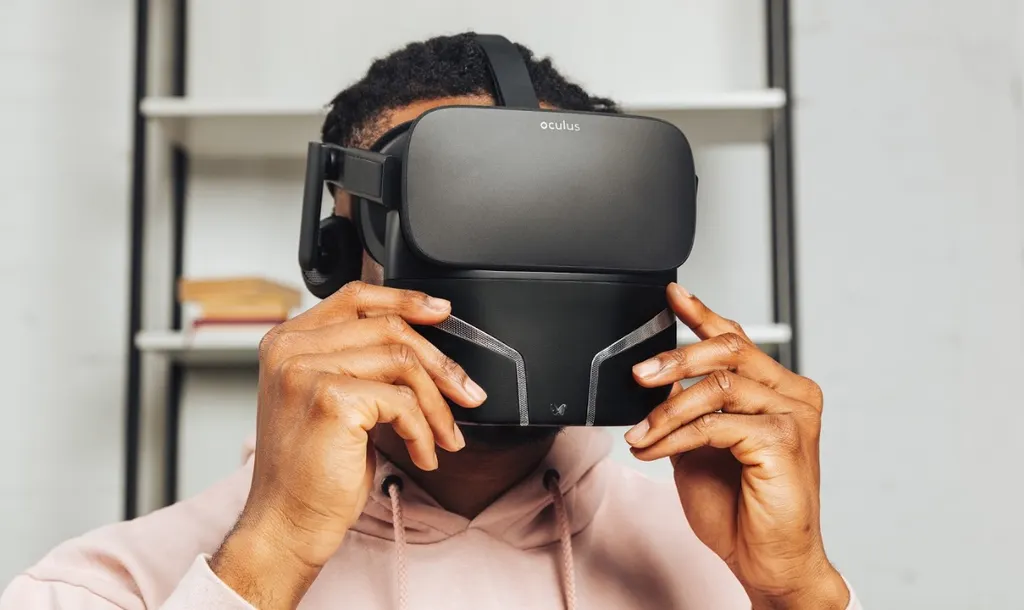 Feelreal VR Smell Mask Costs $299, Limited Kickstarter Discounts For $199