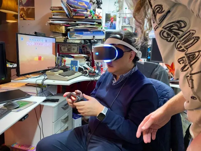 Here's Sony's Shuhei Yoshia Playing Dreams In PSVR