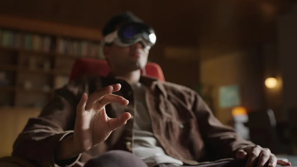 Here's How You Control Apple Vision Pro With Eye Tracking And Hand Gestures