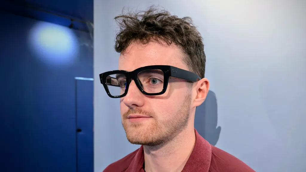 Meta Ray-Ban Display Hands-On: A Flawless Wristband For Flawed Glasses