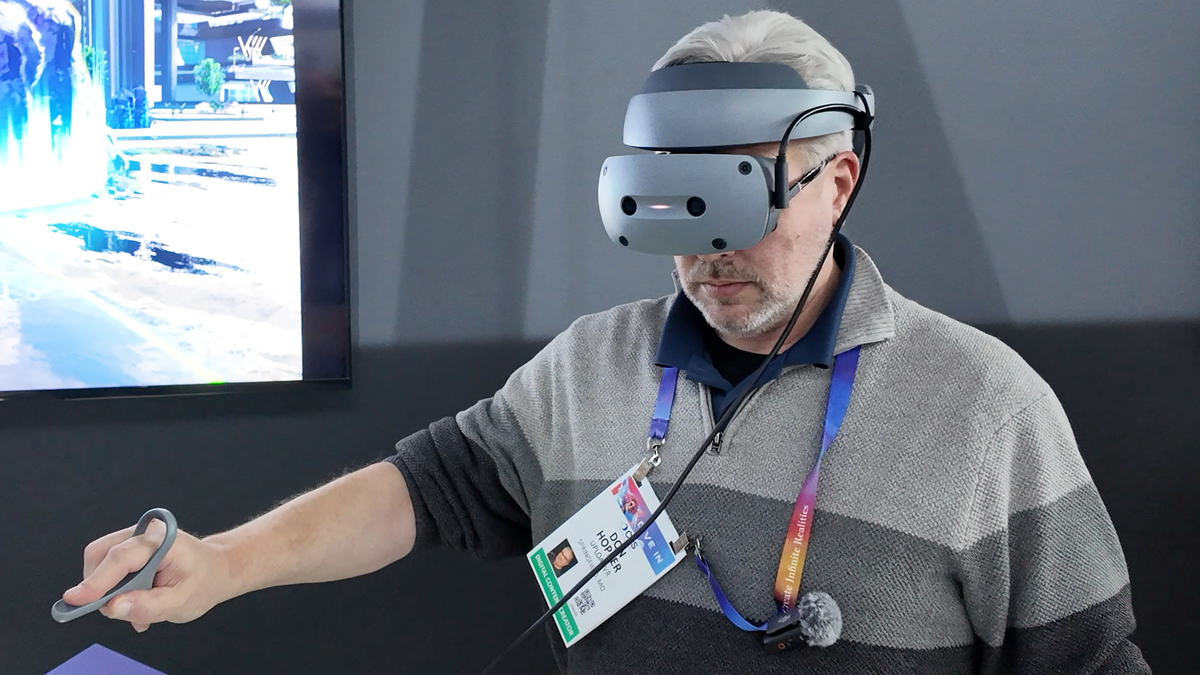 Sony-XYN-headset-Don-hands-on.png