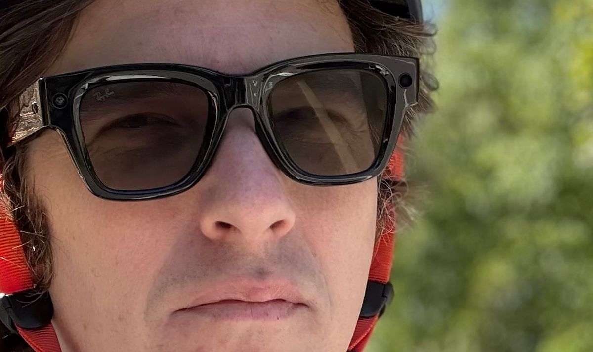 Hands-On With Meta Ray-Ban Display & Meta Neural Band Across New 