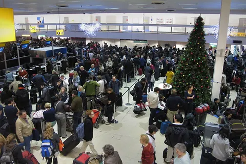 VR/AR Could Help Solve Holiday Flight Delays with Skylens