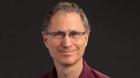 Oculus Chief Scientist VR Industry Predictions: From 2014 to Now