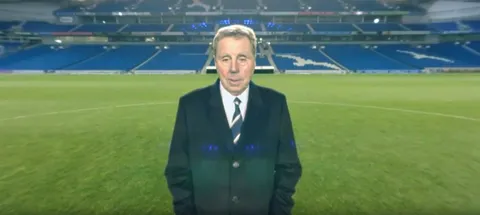 Gear VR Gives UK's Worst Soccer Team a Pep Talk from Harry Redknapp