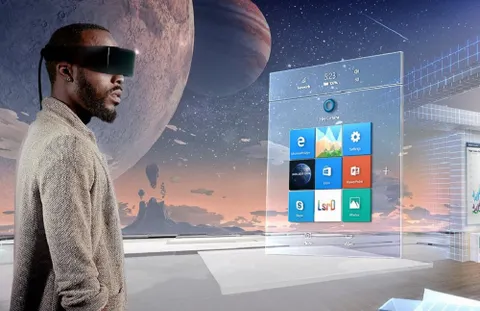Windows Holographic Coming to Windows 10 PCs in 2017