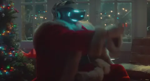 Santa Gets Stuck Down The Virtual Chimney In PS VR Christmas Promo