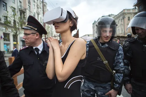 Russian Activist Reportedly Arrested For Using VR In Public