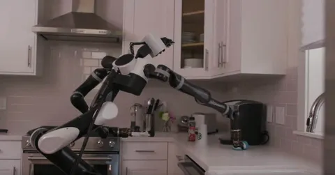 Toyota Is Using VR To Train Domestic Robots