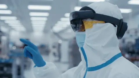 Microsoft Introduces New HoloLens 2 Industrial Edition