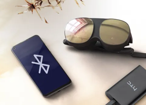 Every Phone HTC Says Supports Vive Flow