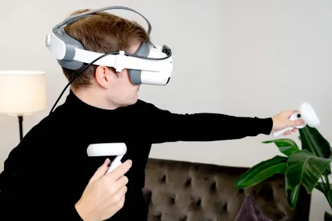 Pico Neo 3 Link Supports Uncompressed PC VR Via DisplayPort Cable