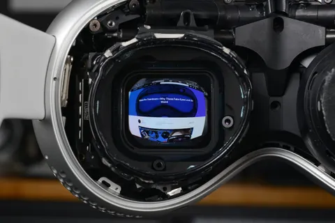 Apple Vision Pro Extended Teardown Reveals Its True Active Resolution