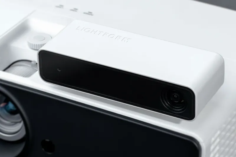 Lightform Emerges With $2.6 Million For Glasses-Free AR Tech
