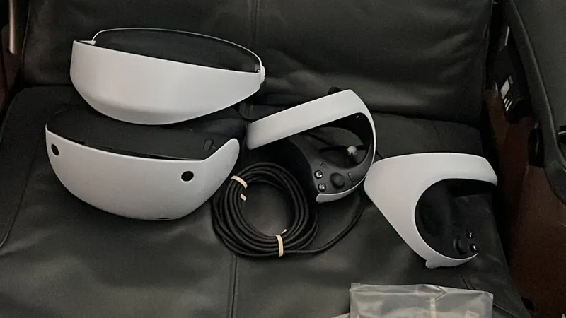 Developer Tweets Apparent Photo Of PSVR 2 In The Wild