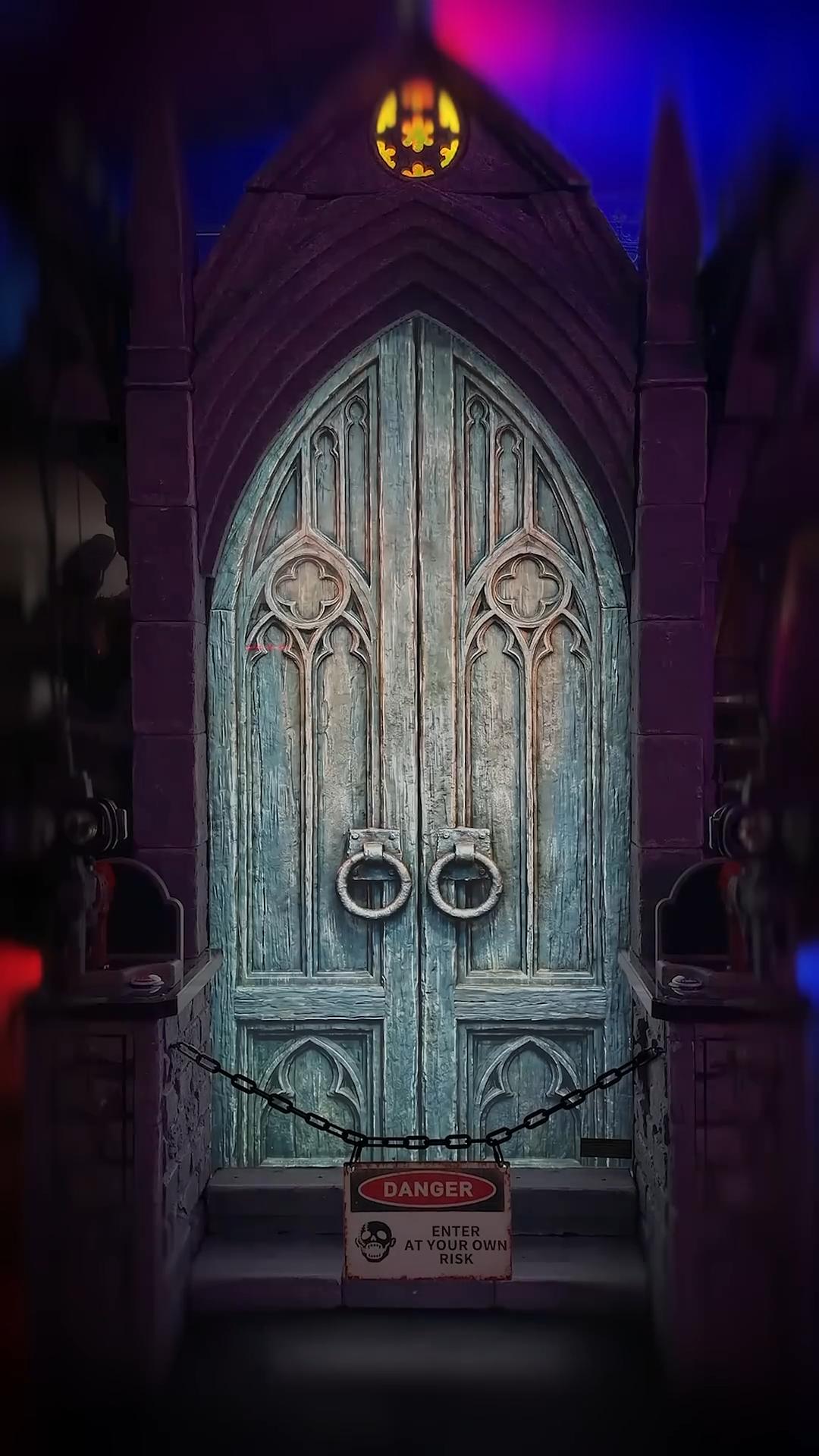 A New Walk-In Attraction Brings The House Of The Dead To VR