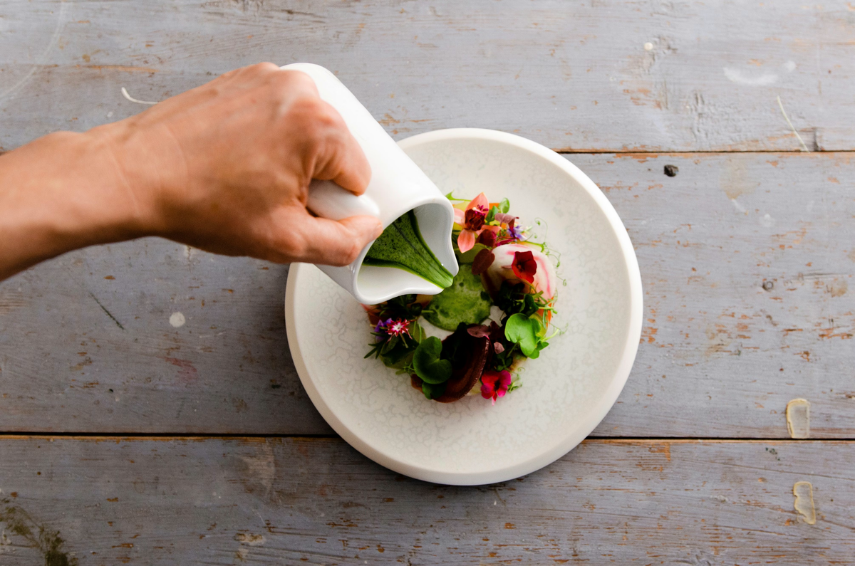 From forest with recognitions by Michelin and White Guide