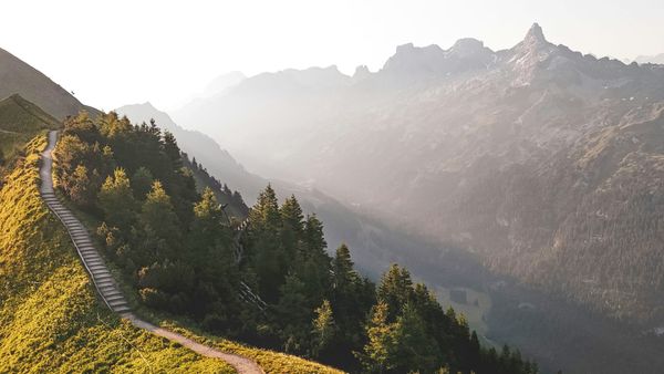 Hiking - the Nordic, King Charles III and Singapore ways